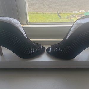 Like New Vince Caputo Black Nubuck Open Toe Booties